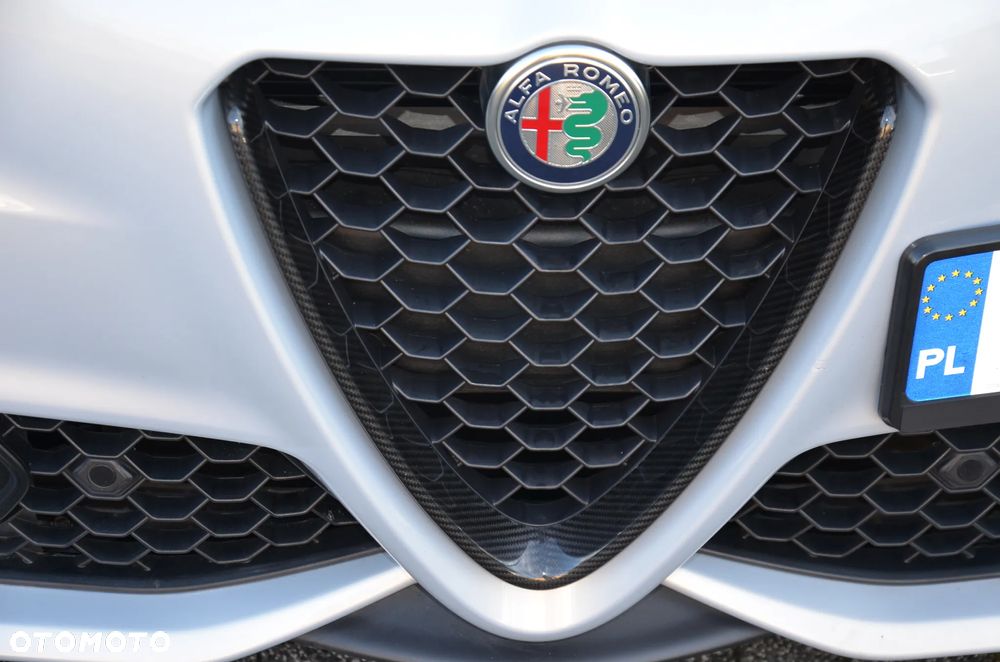 Alfa Romeo Giulia 2.0 Turbo Veloce TI Q4 - 14