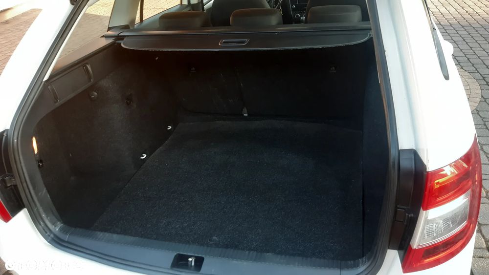 Skoda Octavia 1.6 TDI DSG Ambition - 20