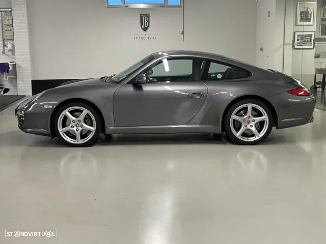 Porsche 911 Série F - 2