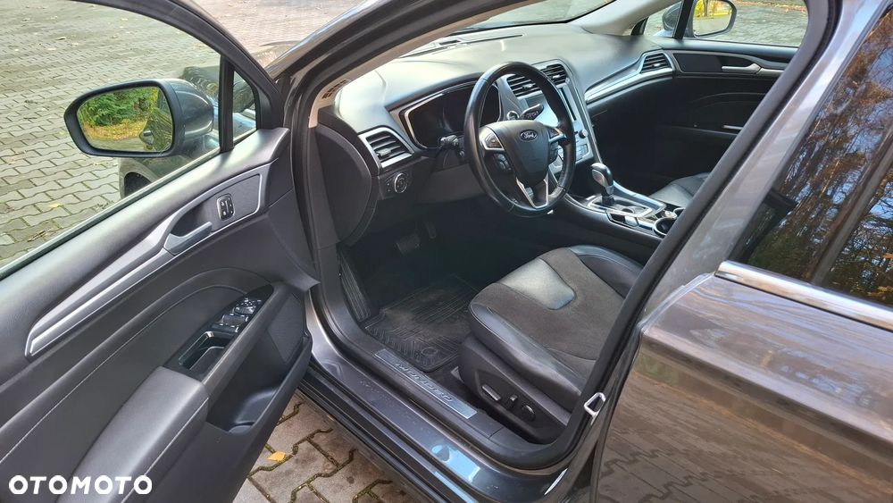 Ford Mondeo 2.0 TDCi Titanium PowerShift - 27