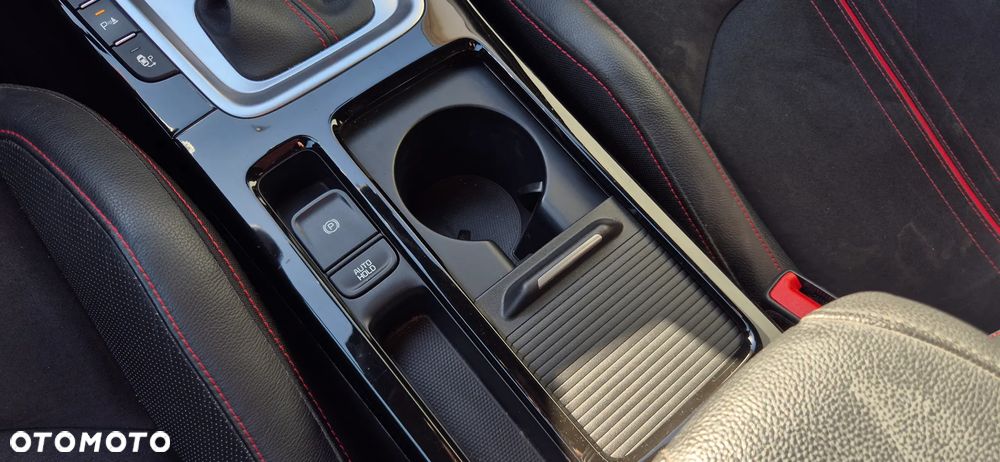 Kia ProCeed 1.6 T-GDI DCT7 OPF GT - 24