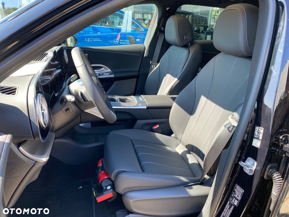 Mercedes-Benz GLC - 9