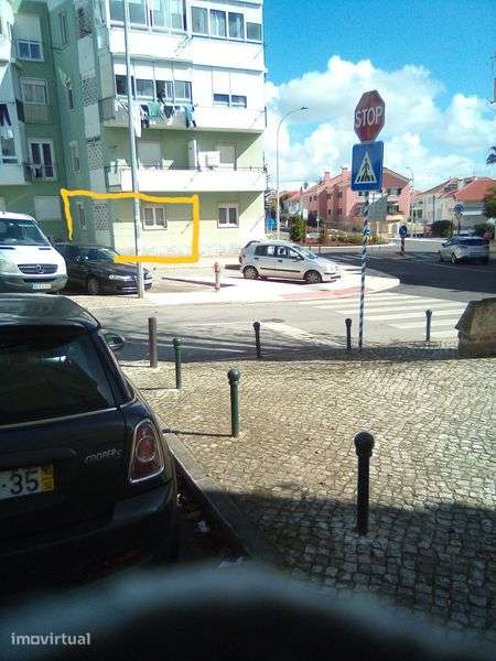Apartamento T1+1, com 56,72 m2, no centro de Linda-a-Velha. - Grande imagem: 3/8
