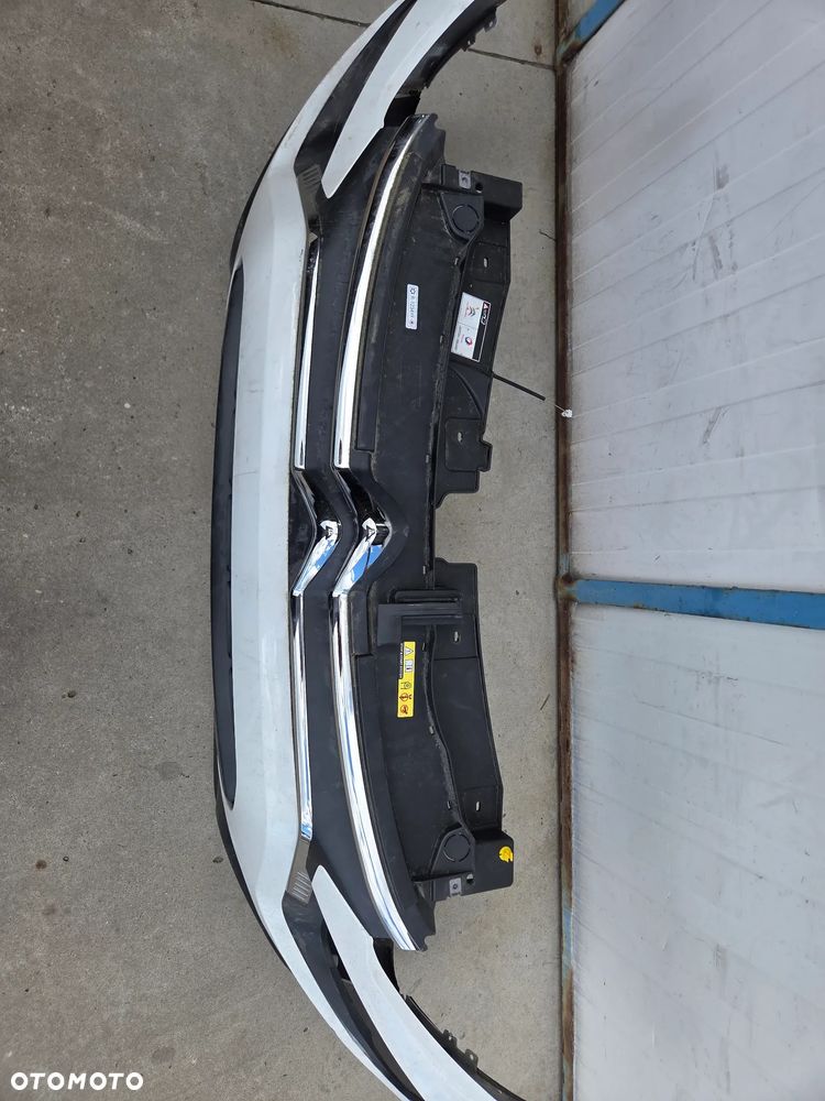 Zderzak przedni Citroen C3 III LIFT - 6
