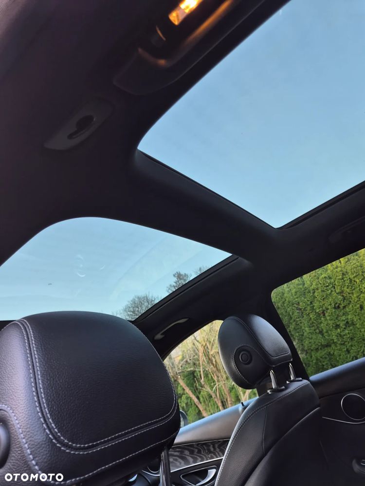 Mercedes-Benz GLC 250 d 4Matic 9G-TRONIC AMG Line - 12