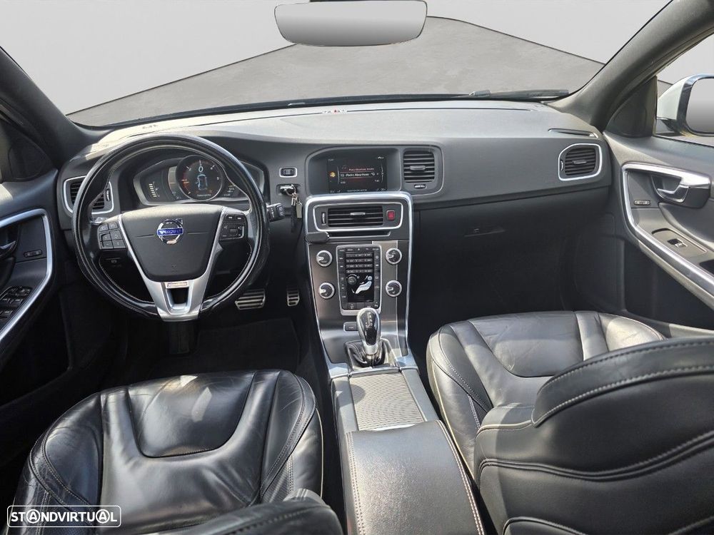 Volvo V60 D6 Twin Engine Geartronic RDesign — fotografia 10
