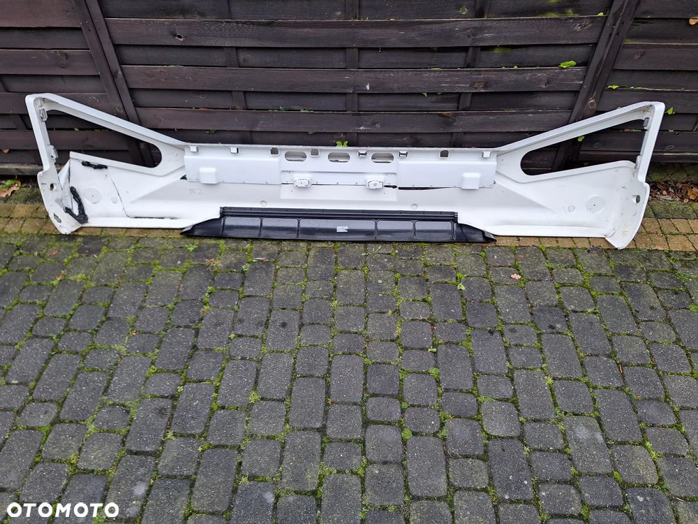 KAMPER CHAUSSON CHALLENGER ZDERZAK TYŁ TYLNY - 12