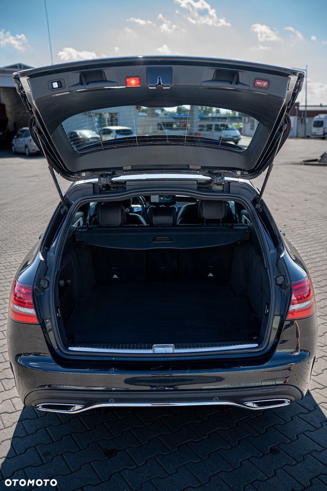 Mercedes-Benz Klasa C 220 d T 9G-TRONIC - 14
