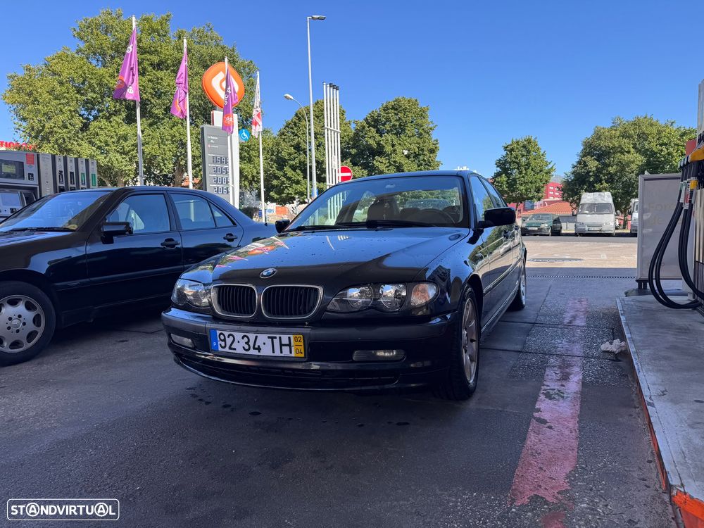 BMW 320 d Sport - 1