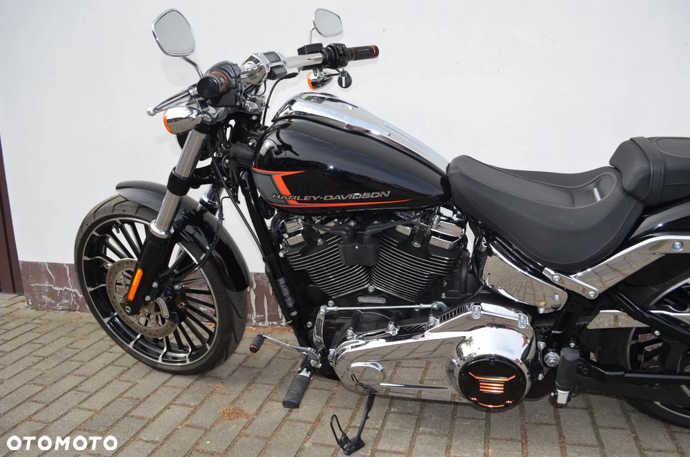 Harley-Davidson FXSB Breakout - 29