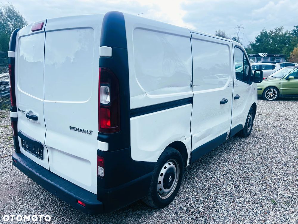 Renault Trafic - 14