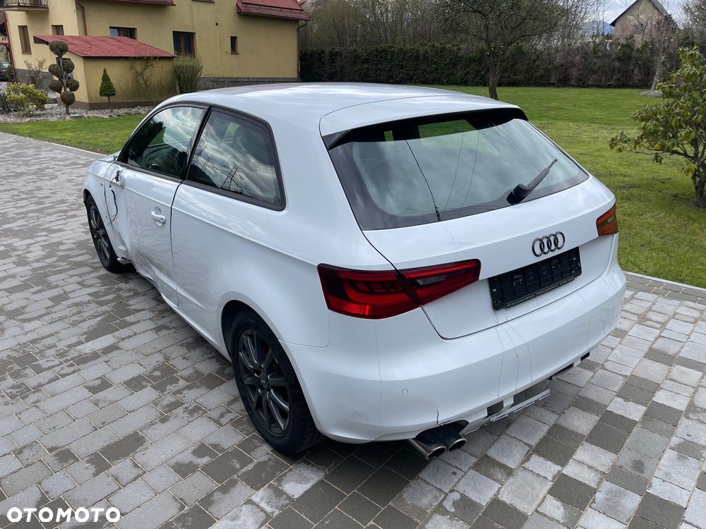 Audi A3 3-drzwiowe 1.8 TFSI Attraction - 2