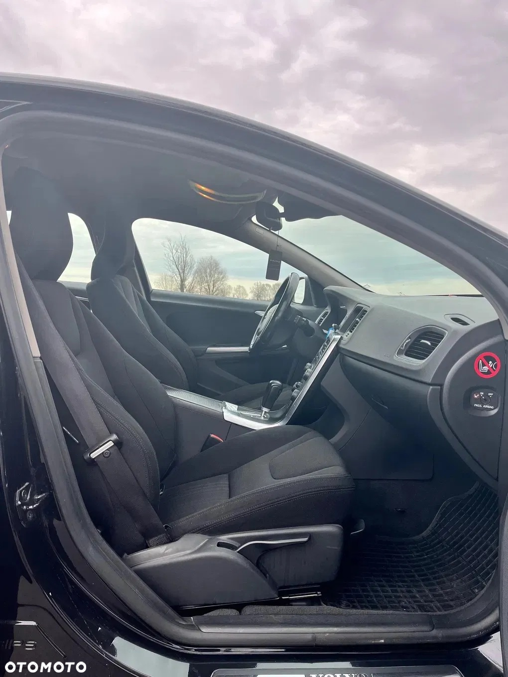 Volvo V60 D3 Geartronic Momentum - 17