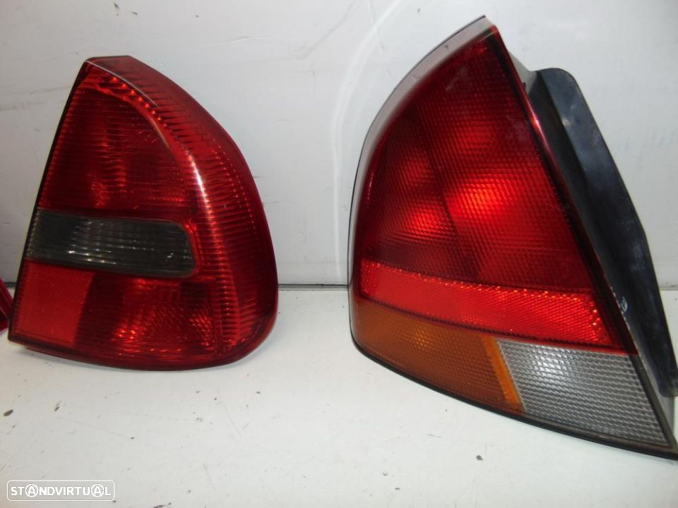 Mitsubishi Carisma farolins - 4