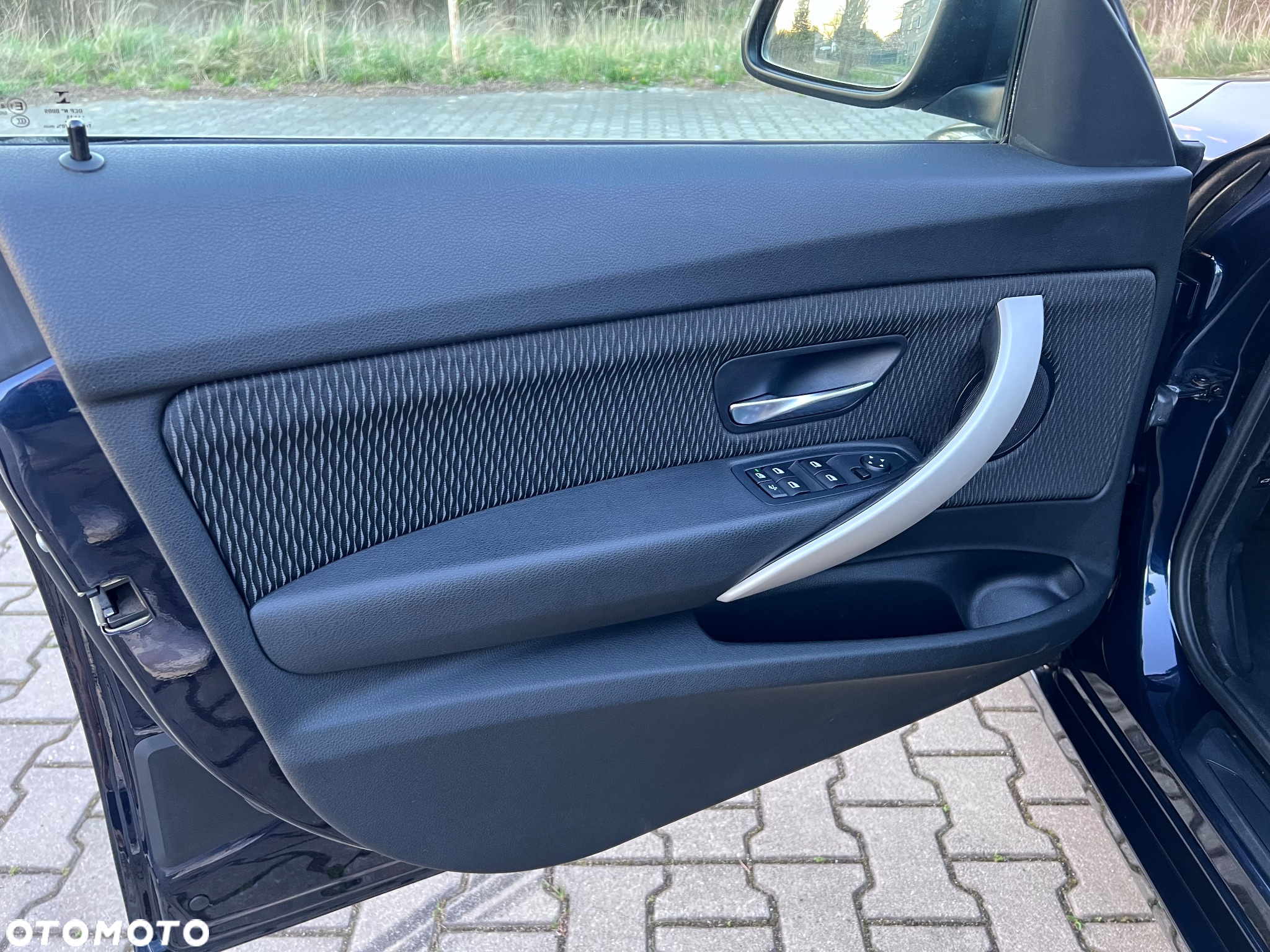 BMW Seria 3 318d EU6 - 31