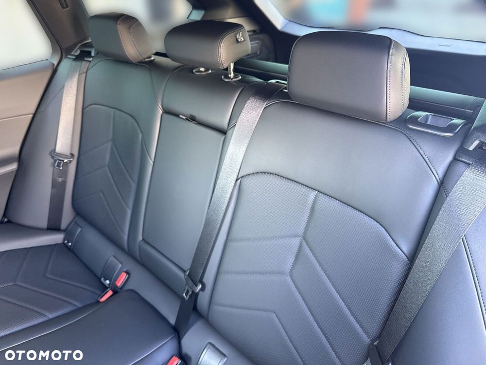 BMW i5 - 18