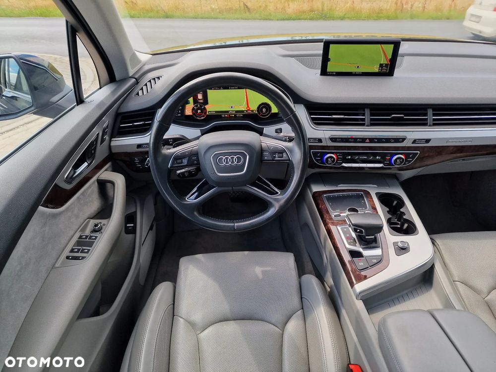 Audi Q7 3.0 TDI Quattro Tiptronic - 23