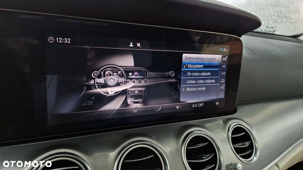 Mercedes-Benz Klasa E 300 de Avantgarde - 23