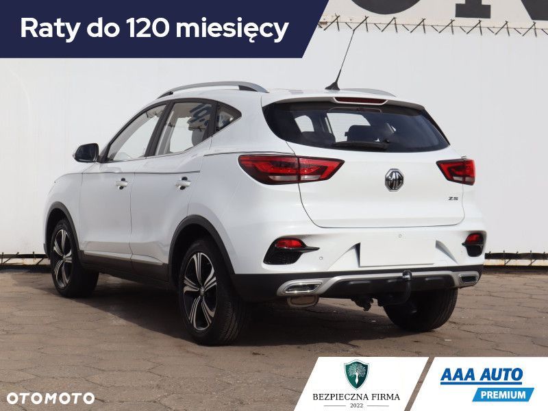 MG ZS - 5
