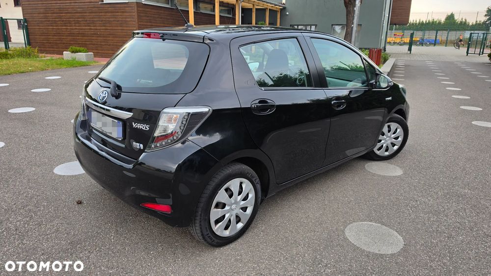 Toyota Yaris - 3