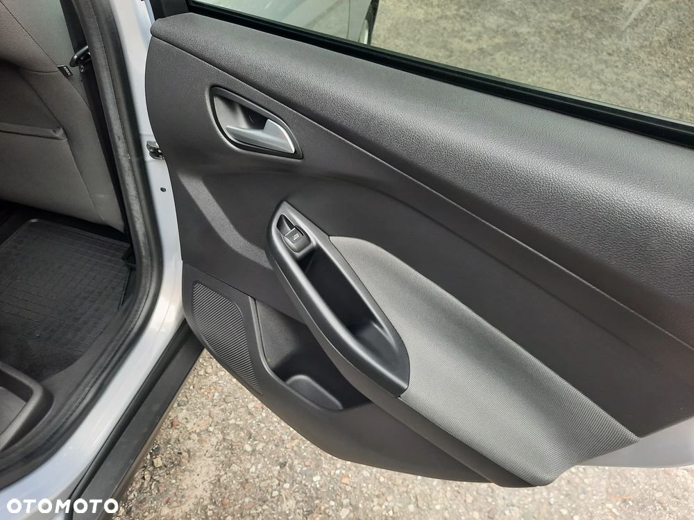 Ford Focus 1.6 TDCi Edition - 15