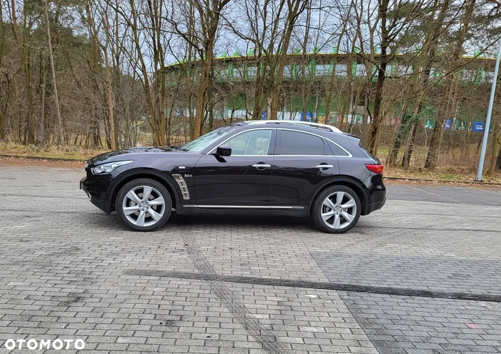 Infiniti QX70 3.0d S Premium - 10