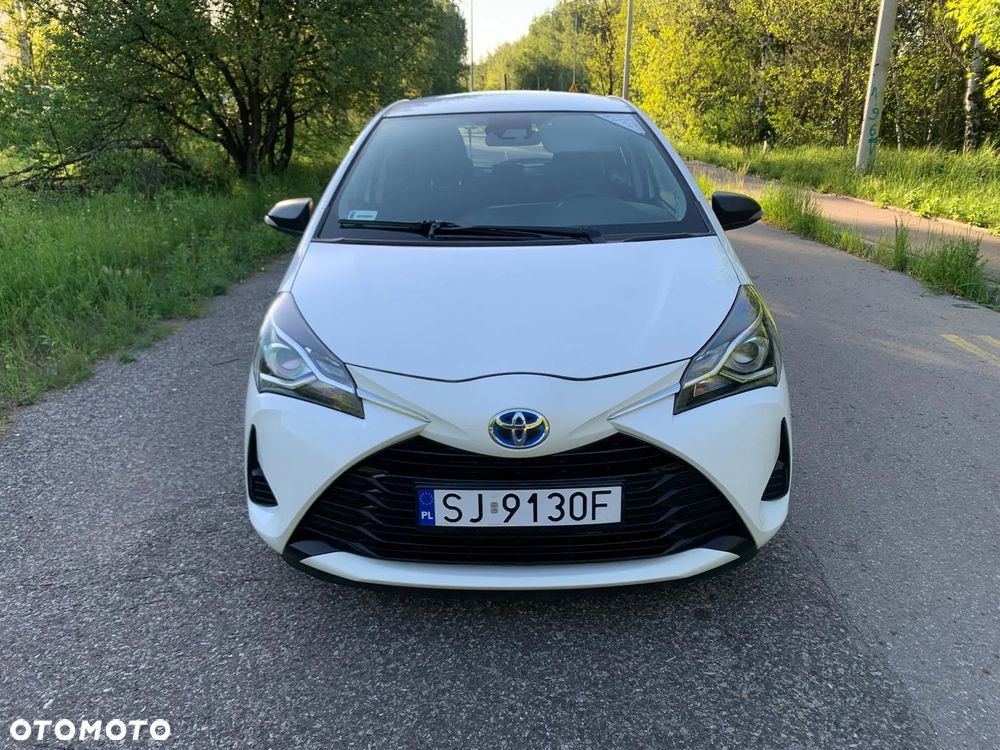 Toyota Yaris Hybrid 100 Active - 2