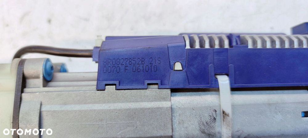 SIŁOWNIK ELEKTRYCZNY KLAPY PRAWY TYŁ AUDI Q5 8R 8R0827852B - 2