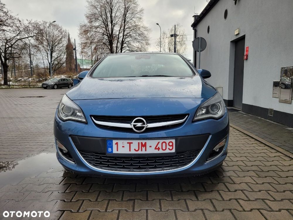 Opel Astra 1.4 Turbo Exklusiv - 4