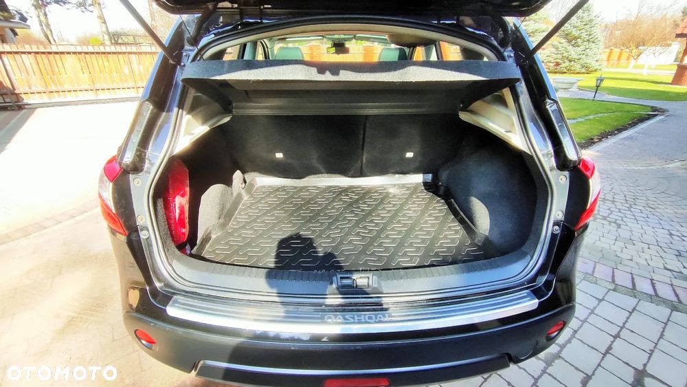 Nissan Qashqai 2.0 4 x 4 tekna - 17