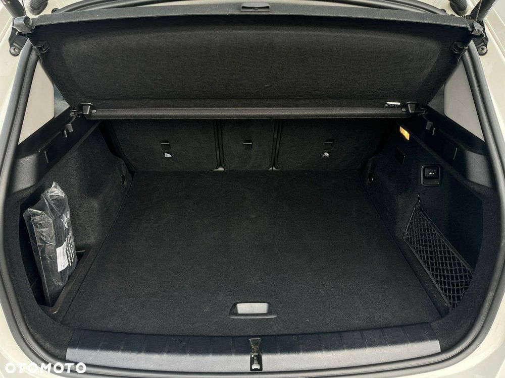 BMW X1 xDrive25e Advantage - 32