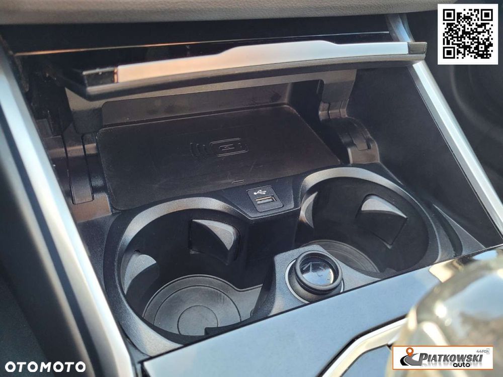 BMW Seria 3 320i - 33