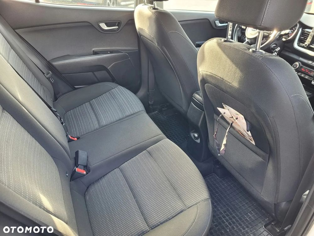 Kia Stonic - 9