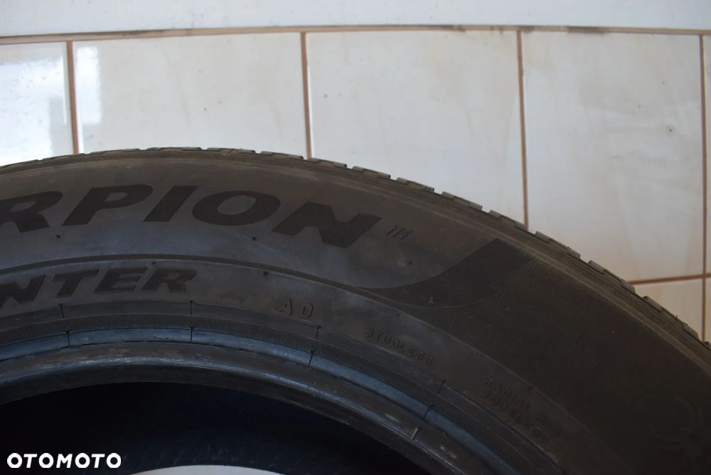 R17 235/65 Pirelli Scorpion Winter - 12