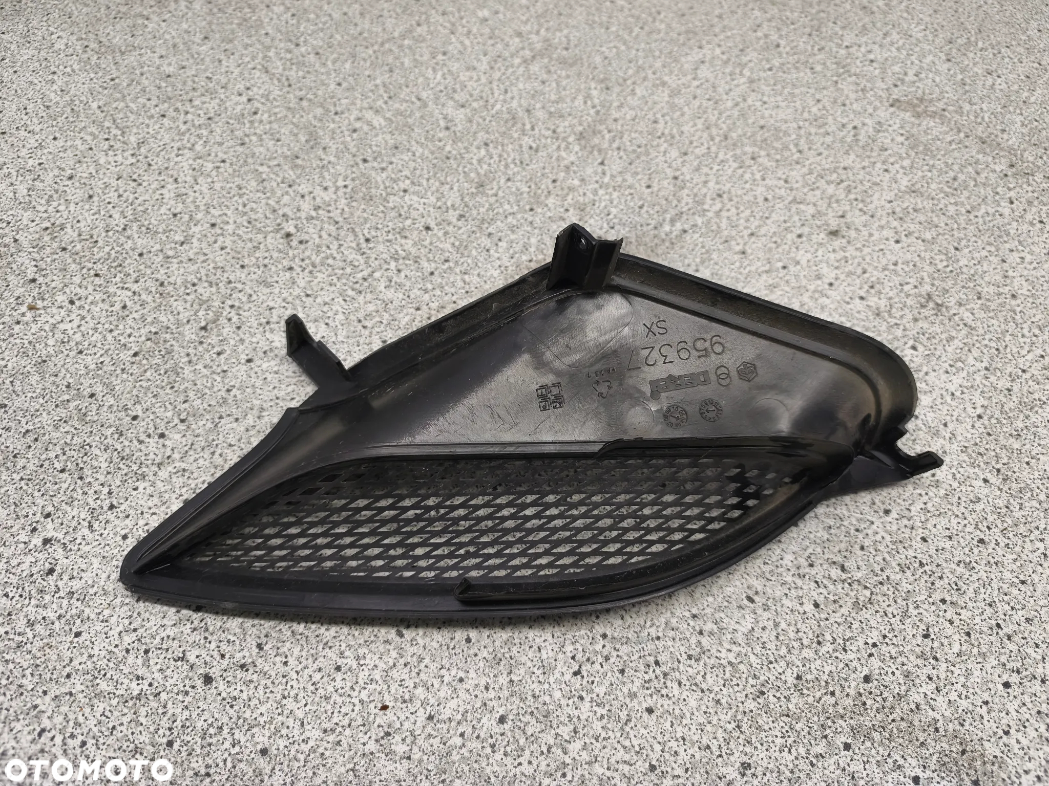 Wlot powietrza, kratka, wypełnienie, osłona Piaggio NRG - 6