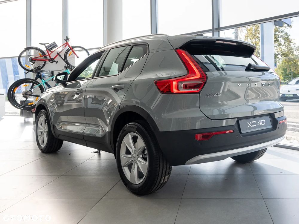 Volvo XC 40 B3 Core - 22