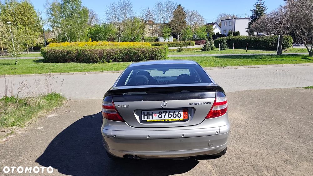 Mercedes-Benz Klasa C 200 Kompressor Automatik Sport Edition - 9
