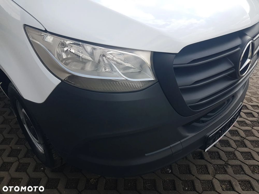 Mercedes-Benz Sprinter 8EP KONTENER 4,22x2,16x2,31 KLIMA 314CDI MANUAL 6-BIEGÓW - 31