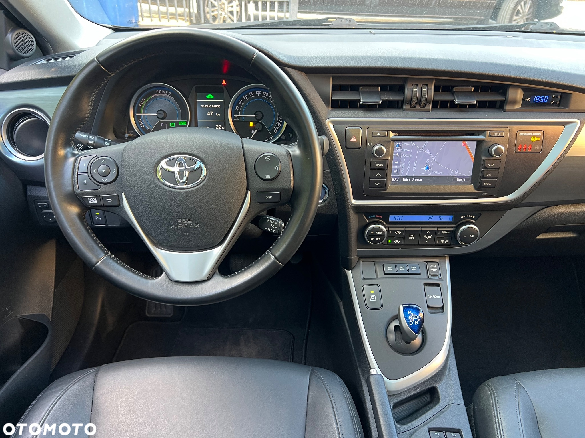 Toyota Auris 1.8 HSD Prestige - 26