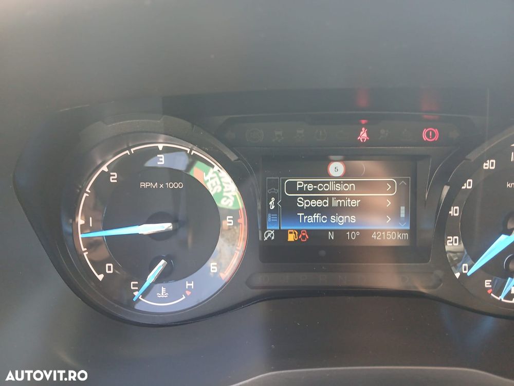 Ford Ranger 2.0 TD 170 CP 6MT 4x4 Double Cab Limited - 23