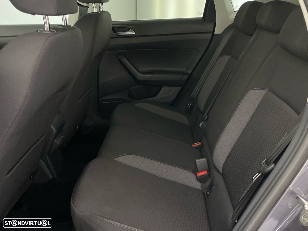 VW Polo 1.0 TSI Urban DSG - 12