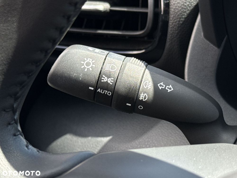 Toyota Yaris Cross Hybrid 1.5 Style - 19