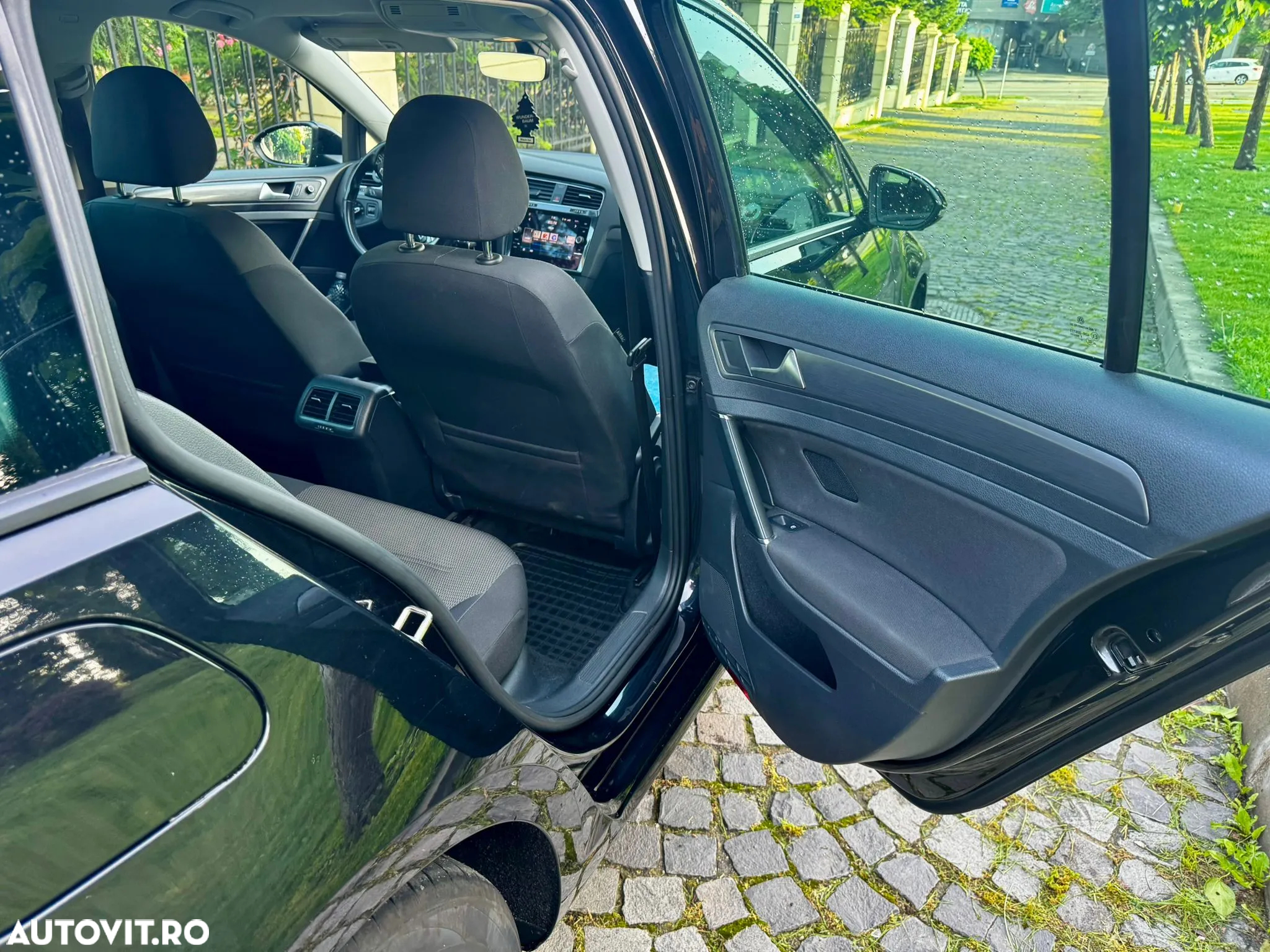 Volkswagen Golf 2.0 TDI Comfortline - 31