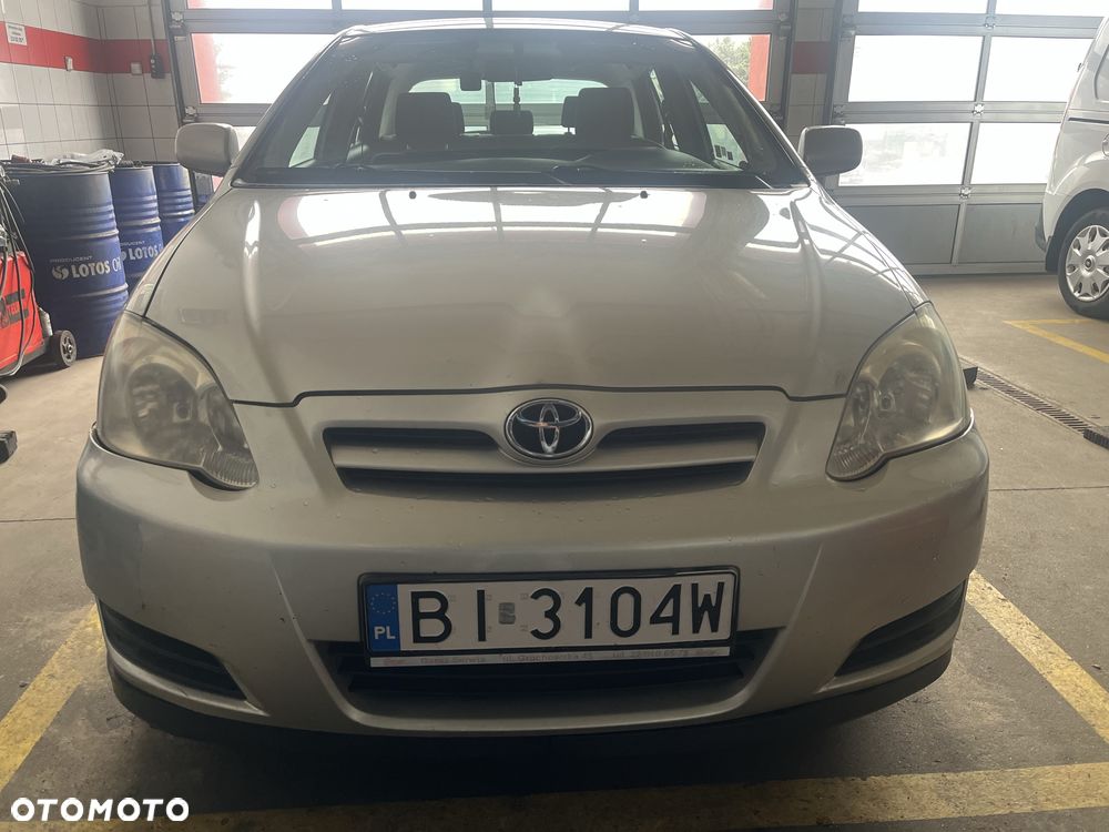 Toyota Corolla - 2