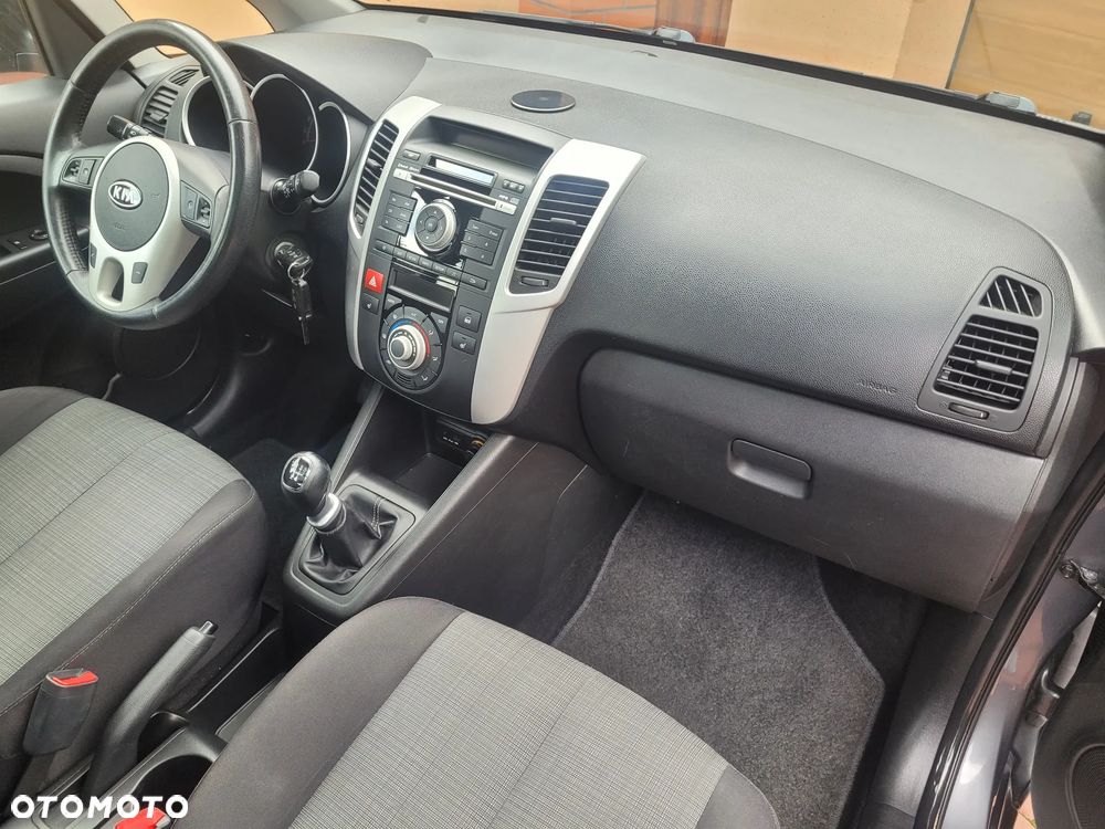 Kia Venga 1.6 CVVT Dream-Team Edition - 19
