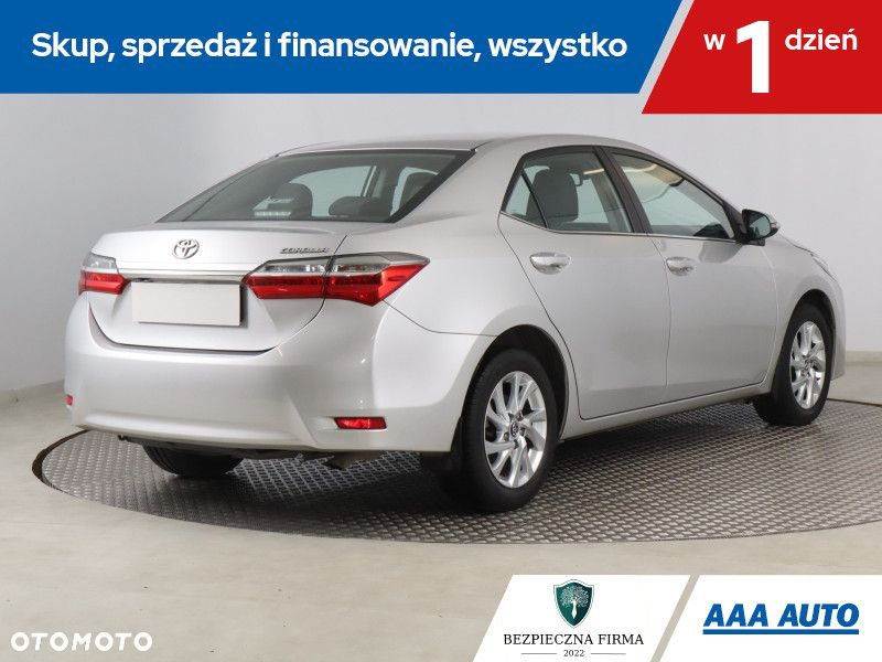 Toyota Corolla - 6