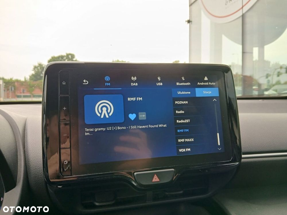 Toyota Yaris Cross Hybrid 1.5 Comfort 4x4 - 19