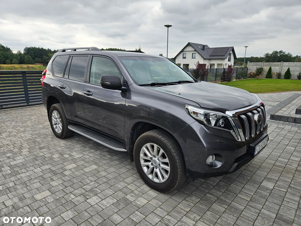 Toyota Land Cruiser LC 2.8 D-4D Invincible - 1