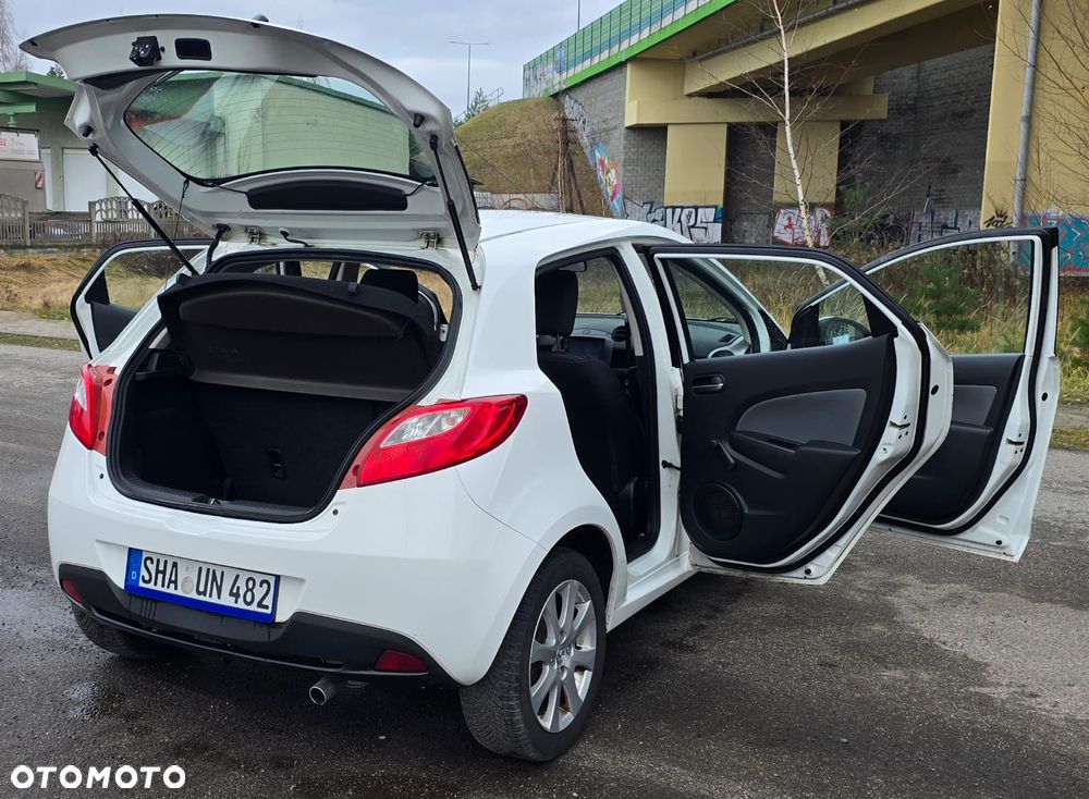 Mazda 2 1.3 Dynamic - 13