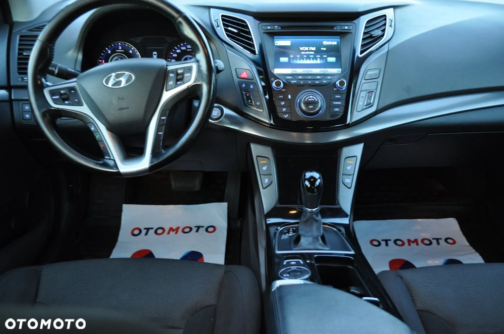 Hyundai i40 1.7 CRDi Comfort + - 24